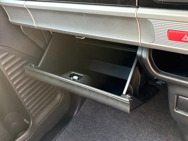 スペーシアカスタム ハイブリッドＸＳターボ　ターボ　ＫＥＮＷＯＯＤ８インチメモリーナビ　バックカメラ　両側パワスラ　レーダークルーズ　衝突軽減　ＥＴＣ　ドラレコ　ステリモ　運転席シートヒーター　リアサーキュレーター　純正１５インチアルミ（41枚目）