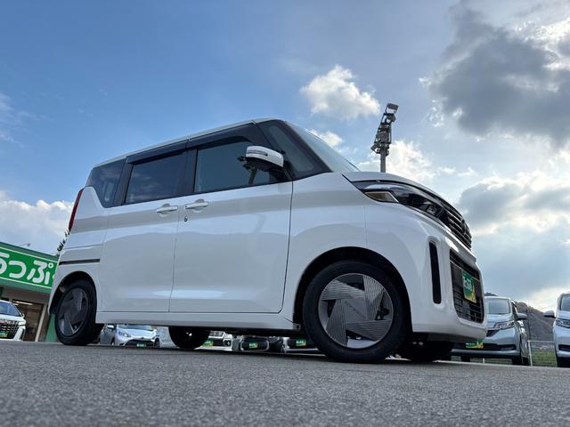 ルークス Ｘ　純正９インチメモリーナビ　アラウンドビューモニター　ドラレコ　ステリモ　ＥＴＣ　スマートキー　左パワスラ　オートステップ　衝突軽減　クリアランスソナー　ＬＥＤヘッドライト　アイドリングストップ（19枚目）