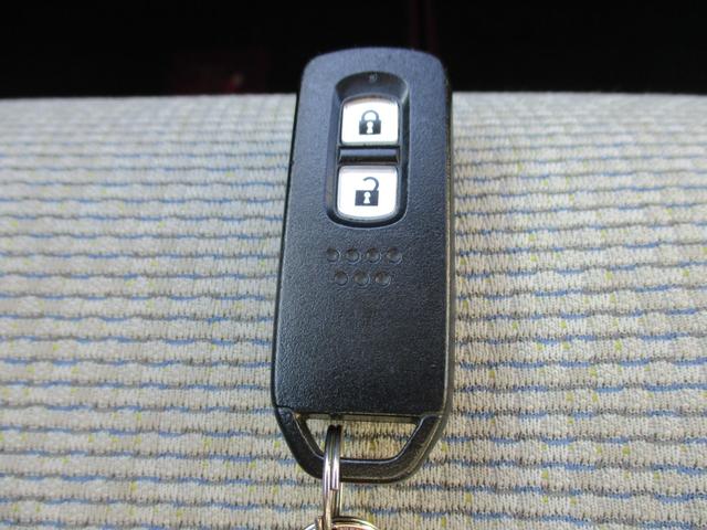 Ｎ－ＷＧＮ Ｌホンダセンシング　純正メモリーナビ　バックカメラ　ＥＴＣ　ステリモ　スマートキー　レーダークルーズ　衝突軽減　レーンキープ　クリアランスソナー　横滑防止　運転席シートヒーター　電子パーキング　オートホールド（29枚目）