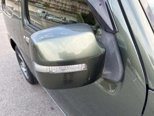 ジムニー ランドベンチャー　４ＷＤ　ターボ　５ＭＴ　パナソニックＳＤナビ　ＥＴＣ　前後ドラレコ　キーレス　運転席シートヒーター　革ハンドル　マニュアルエアコン　フォグ　ヘッドライトレベライザー　純正１６インチアルミ（41枚目）