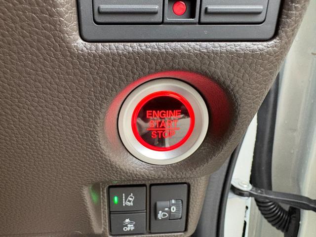 N-BOX L 純正SDナビ バックカメラ 前後ドラレコ スマートキー2個 両側パワスラ フロントシートヒーター レーダークルーズ 衝突軽減 レーンキープ クリアランスソナー LEDヘッドライト ステリモ ETC(28枚目)