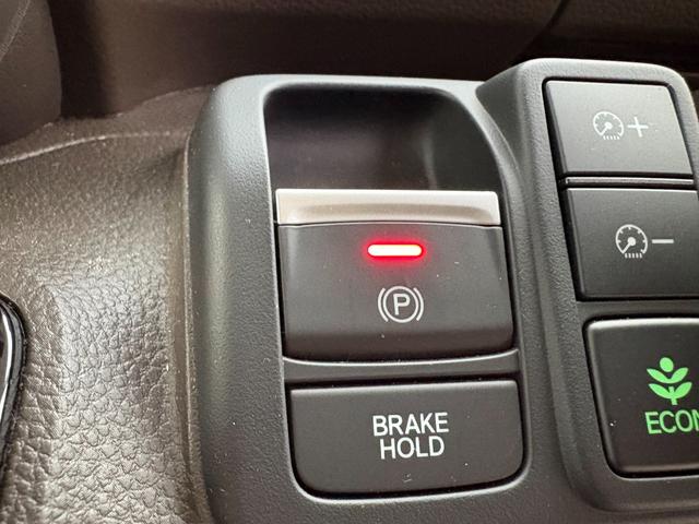 N-BOX L 純正SDナビ バックカメラ 前後ドラレコ スマートキー2個 両側パワスラ フロントシートヒーター レーダークルーズ 衝突軽減 レーンキープ クリアランスソナー LEDヘッドライト ステリモ ETC(31枚目)