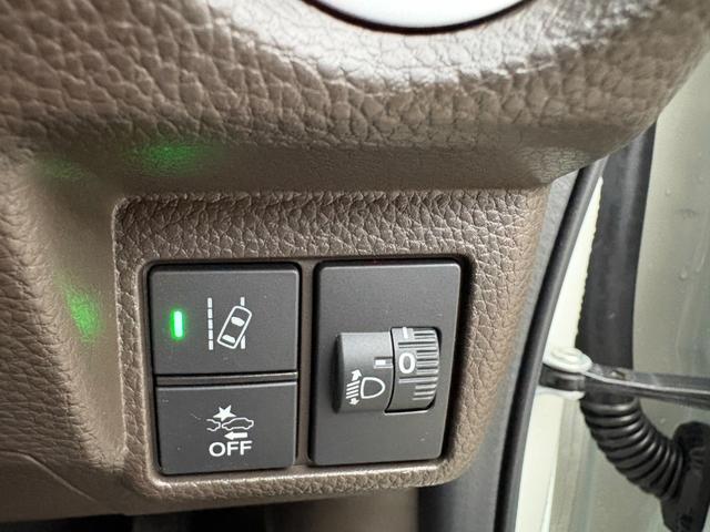 N-BOX L 純正SDナビ バックカメラ 前後ドラレコ スマートキー2個 両側パワスラ フロントシートヒーター レーダークルーズ 衝突軽減 レーンキープ クリアランスソナー LEDヘッドライト ステリモ ETC(38枚目)