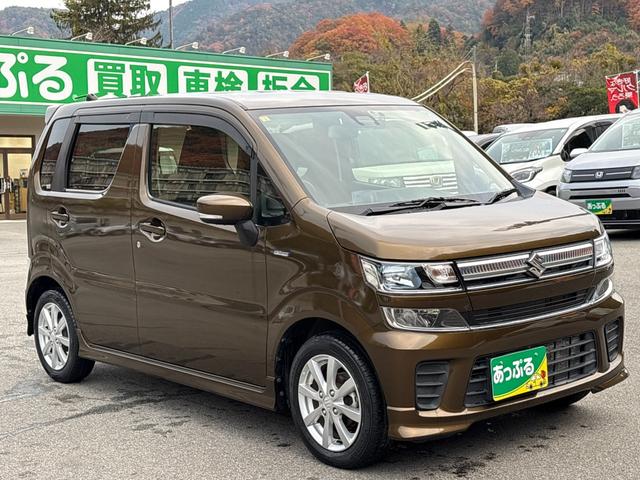 ワゴンＲ ハイブリッドＦＺ　パナソニックメモリーナビ　バックカメラ　ドラレコ　ＥＴＣ　スマートキー２個　ヘッドアップディスプレイ　衝突軽減　レーンキープ　アイドリングストップ　ＬＥＤヘッドライト　シートヒーター　純正１４アルミ（6枚目）