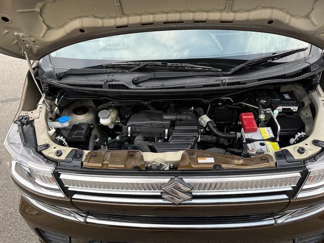 ワゴンＲ ハイブリッドＦＺ　パナソニックメモリーナビ　バックカメラ　ドラレコ　ＥＴＣ　スマートキー２個　ヘッドアップディスプレイ　衝突軽減　レーンキープ　アイドリングストップ　ＬＥＤヘッドライト　シートヒーター　純正１４アルミ（17枚目）