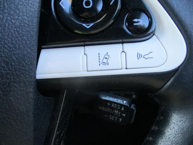 プリウス Ａプレミアム　ツーリングセレクション　４ＷＤ　純正９インチＳＤナビ　バックカメラ　スマートキー２個　合皮シート　運転席パワーシート　シートヒーター　レーダークルーズ　セーフティセンス　ＢＳＭ　クリアランスソナー　ＨＵＤ　ＬＥＤライト（33枚目）