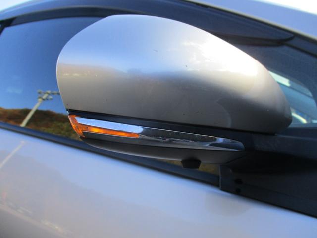 プリウス Ａプレミアム　ツーリングセレクション　４ＷＤ　純正９インチＳＤナビ　バックカメラ　スマートキー２個　合皮シート　運転席パワーシート　シートヒーター　レーダークルーズ　セーフティセンス　ＢＳＭ　クリアランスソナー　ＨＵＤ　ＬＥＤライト（54枚目）