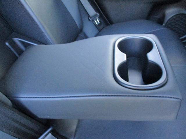 プリウス Ａプレミアム　ツーリングセレクション　４ＷＤ　純正９インチＳＤナビ　バックカメラ　スマートキー２個　合皮シート　運転席パワーシート　シートヒーター　レーダークルーズ　セーフティセンス　ＢＳＭ　クリアランスソナー　ＨＵＤ　ＬＥＤライト（58枚目）