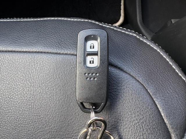 Ｎ－ＯＮＥ ＲＳ　ターボ　６ＭＴ　純正８インチメモリーナビ　バックカメラ　前後ドラレコ　ＥＴＣ　ステリモ　スマートキー　フロントシートヒーター　レーダークルーズ　衝突軽減　レーンキープ　無限１５インチアルミ（28枚目）