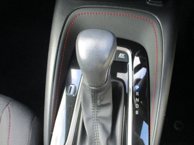 カローラスポーツ ハイブリッドＧ　Ｚ　メーカー８インチディスプレイオーディオ＆ナビ　ＢＴオーディオ対応　バックカメラ　ドラレコ　ＥＴＣ　スマートキー　フロントシートヒーター　レーダークルーズ　セーフティセンス　ＬＥＤライト　純正１８アルミ（11枚目）