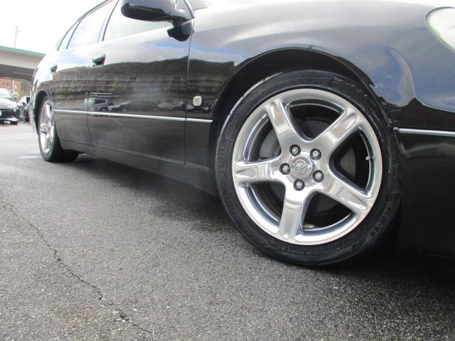 アリスト Ｖ３００ベルテックスエディション　ツインターボ　ＴＯＭ’Ｓマフラー　Ａｄｖｏｘ車高調　社外フロントグリル　チルト＆スライドムーンルーフ　エレクトロマルチビジョン　フロントパワーシート　ＨＩＤ　クルコン　パドルシフト　純正１７アルミ（19枚目）