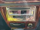 クラシック　禁煙車　ＡＴ　オーディオ　ＡＭ　ＦＭ　ＣＤ　マニュアルエアコン　革＆ウッドコンビハンドル　電格メッキドアミラー　メッキドアハンドル　マット（23枚目）