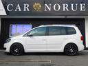 VOLKSWAGEN GOLF TOURAN