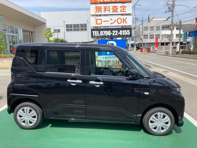 ムーヴ 　バックカメラ　クリアランスソナー　レーンアシスト　衝突被害軽減システム　オートライト　ＬＥＤヘッドランプ　スマートキー　アイドリングストップ　電動格納ミラー　片側電動スライド（4枚目）