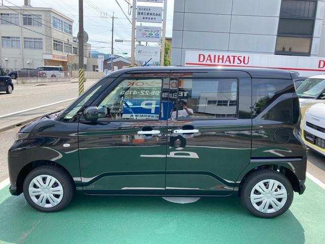 ムーヴ 　バックカメラ　クリアランスソナー　レーンアシスト　衝突被害軽減システム　オートライト　ＬＥＤヘッドランプ　スマートキー　アイドリングストップ　電動格納ミラー　片側電動スライド（5枚目）