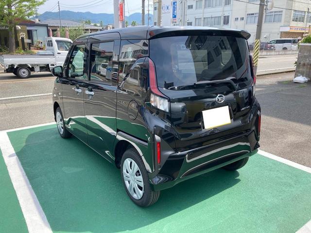 ムーヴ 　バックカメラ　クリアランスソナー　レーンアシスト　衝突被害軽減システム　オートライト　ＬＥＤヘッドランプ　スマートキー　アイドリングストップ　電動格納ミラー　片側電動スライド（9枚目）