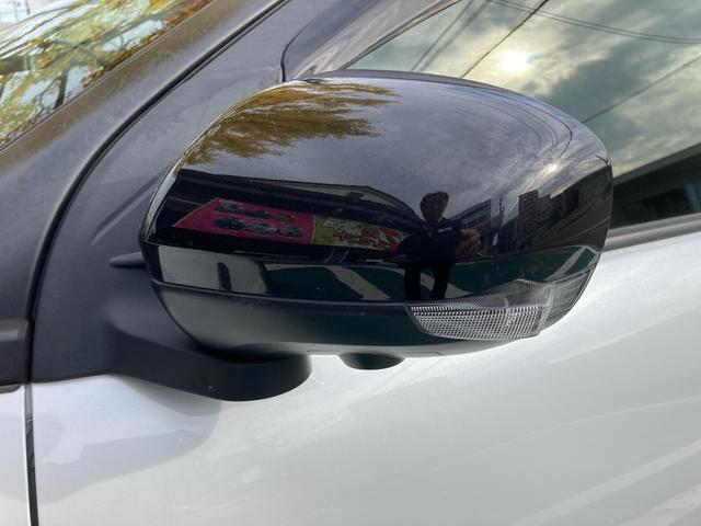 ロッキー プレミアムＧ　ＨＥＶ　ロッキー　パノラマカメラ　クリアランスソナー　レーンアシスト　衝突被害軽減システム　オートライト　ＬＥＤヘッドランプ　スマートキー　アイドリングストップ　電動格納ミラー　シートヒーター（14枚目）