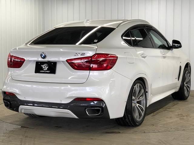 Ｘ６ ｘＤｒｉｖｅ３５ｉ　Ｍ　Ｓｐｏｒｔ　ナビ　サンルーフ　バックカメラ　レーダークルーズコントロール　ＬＥＤヘッドライト　電子パーキングブレーキ　シートメモリー　後席シートヒーター　白内装　フロントフォグランプ　純正アルミホイール　ＥＴＣ（16枚目）