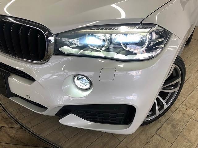 Ｘ６ ｘＤｒｉｖｅ３５ｉ　Ｍ　Ｓｐｏｒｔ　ナビ　サンルーフ　バックカメラ　レーダークルーズコントロール　ＬＥＤヘッドライト　電子パーキングブレーキ　シートメモリー　後席シートヒーター　白内装　フロントフォグランプ　純正アルミホイール　ＥＴＣ（18枚目）