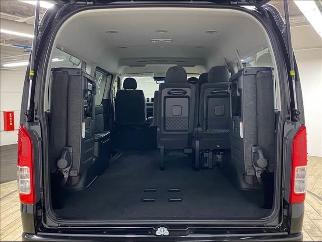 ハイエースワゴン ＧＬ　新車未登録　電動ドア　全周囲カメラ　４ＷＤ　プリクラッシュ　レーンキープ　ＡＣ１００Ｖ　デジタルインナーミラー　アラウンドビューモニター（20枚目）