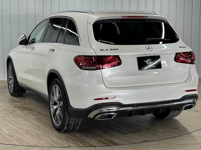 ＧＬＣ ＧＬＣ　３００　４ＭＡＴＩＣ　ＡＭＧライン　４ＷＤ　禁煙　レザーエクスクルーシブ　ＳＲ　本革　ブルメスター　ベンチレーション　エアサスペンション　全周囲カメラ　電動リアゲート　レーダークルーズ（17枚目）