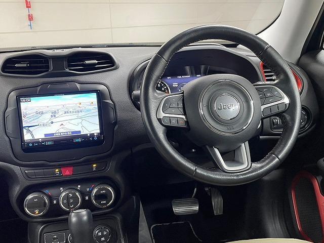 ジープ・レネゲード Ｔｒａｉｌｈａｗｋ　４ＷＤ　エクストリームＪ　新品ＡＴタイヤ　ＳＤナビ　Ｂｌｕｅｔｏｏｔｈ　ＢＳＭ　レーンキープ　コーナーセンサー　スマートキー　ＬＥＤヘッドライト　オートライト　クルーズコントロール　バックカメラ（55枚目）