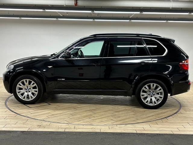 Ｘ５ ｘＤｒｉｖｅ３５ｉ　Ｍスポーツ　禁煙　４ＷＤ　黒革シート　純正ナビ　サイドカメラ　バックカメラ　アルチビュー　シートヒーター　サンルーフ　パワーシート　クルコン　全方位カメラ　コーナーセンサー　電動リアゲート（67枚目）