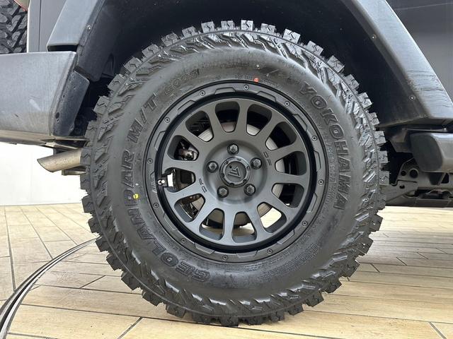 Ｕｎｌｉｍｉｔｅｄ　Ｓｐｏｒｔ　４ＷＤ　禁煙　後期モデル　　ＳＤフルセグナビ　バックカメラ　４ＷＤ　ホワイトレター　ＡＴタイヤ　ＤＶＤ再生　Ｂｌｕｅｔｏｏｔｈ再生　クルコン　キーレス(53枚目)