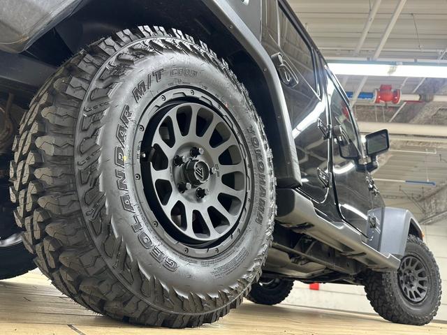 ジープ・ラングラーアンリミテッド Ｕｎｌｉｍｉｔｅｄ　Ｓｐｏｒｔ　４ＷＤ　禁煙　後期モデル　　ＳＤフルセグナビ　バックカメラ　４ＷＤ　ホワイトレター　ＡＴタイヤ　ＤＶＤ再生　Ｂｌｕｅｔｏｏｔｈ再生　クルコン　キーレス（54枚目）