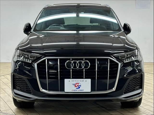 Ｑ７ ５５　ＴＦＳＩ　ｑｕａｔｔｒｏ　Ｓ　ｌｉｎｅ　ブラックレザー　　サンルーフ　禁煙　ＯＰアルミホイール　ベンチレーション　３６０カメラ　エアサスペンション　プレミアムパッケージ　シートベルト（17枚目）