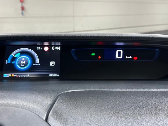 日産 セレナ e－POWER ハイウェイスター V 禁煙 純正8型