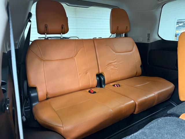 ＬＸ ＬＸ５７０　禁煙　サンルーフ　純正ナビ　パノラミックビューモニター　後席モニター　クールＢＯＸ　モデリスタ　マークレビンソン（63枚目）