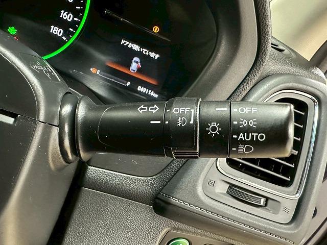 ヴェゼル ＨＹＢＲＩＤ　Ｘ　Ｈｏｎｄａ　ＳＥＮＳＩＮＧ　クルーズコントロール　ＥＴＣ　ＳＤナビ　レーダークルーズ　衝突軽減ブレーキ　ハーフレザー　Ｂｌｕｅｔｏｏｔｈ　バックカメラ　パドルシフト　ブレーキホールド　ステアリングスイッチ　ＥＴＣ（37枚目）