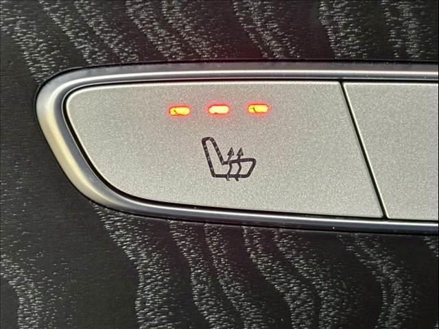 ＧＬＣ ＧＬＣ　２２０　ｄ　４ＭＡＴＩＣ　クーペ　ＡＭＧライン　新品タイヤ（弊社指定）／ワランティ１年延長／パナメリカーナグリル／３６０カメラ／ブラインドスポット／レーダークルーズ／電動リアゲート／サイドステップ／シートヒーター／レーンキープ／衝突軽減（5枚目）