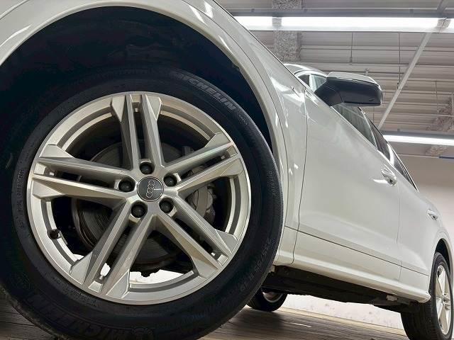 Ｑ５ ♪４０　ＴＤＩ　ｑｕａｔｔｒｏ　ｓｐｏｒｔ　Ｓｌｉｎｅパッケ　禁煙／サンルーフ／全周囲／電動リアゲート／ブラインドスポット／ハーフレザー／メーカーナビ／レーダークルーズ／シートヒーター／後席シートヒーター／バーチャルコックピット（12枚目）
