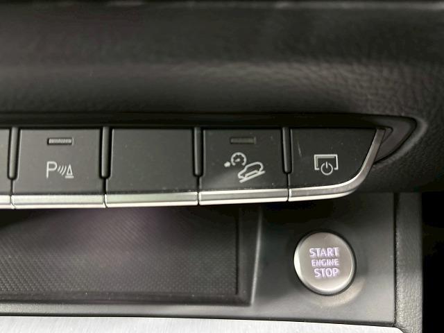Ｑ５ ♪４０　ＴＤＩ　ｑｕａｔｔｒｏ　ｓｐｏｒｔ　Ｓｌｉｎｅパッケ　禁煙／サンルーフ／全周囲／電動リアゲート／ブラインドスポット／ハーフレザー／メーカーナビ／レーダークルーズ／シートヒーター／後席シートヒーター／バーチャルコックピット（42枚目）