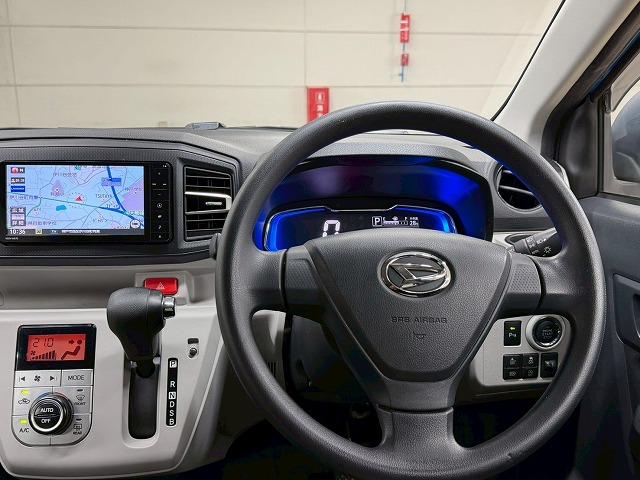 ミライース ◆Ｇ“ＳＡＩＩＩ”　禁煙車／バックカメラ／衝突軽減／ＥＴＣ／シートヒーター／オートハイビーム／レーンキープ／ＣＤ・ＤＶＤ再生／クリアランスソナー／アイドリングストップ／スマートキー／社外アルミ／オートライト／（42枚目）