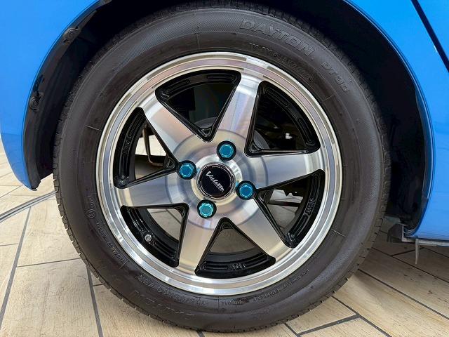 ミライース ◆Ｇ“ＳＡＩＩＩ”　禁煙車／バックカメラ／衝突軽減／ＥＴＣ／シートヒーター／オートハイビーム／レーンキープ／ＣＤ・ＤＶＤ再生／クリアランスソナー／アイドリングストップ／スマートキー／社外アルミ／オートライト／（52枚目）