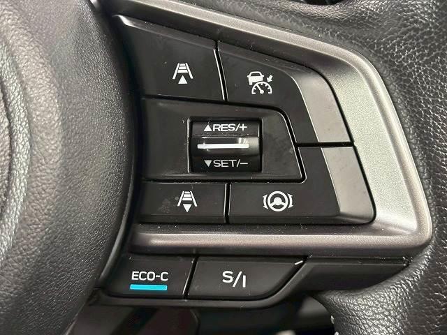 フォレスター Ａｄｖａｎｃｅ　禁煙車／バックカメラ／ブラインドスポット／ＥＴＣ／サイドカメラ／シートヒーター／レーダークルーズ／ステアリングヒーター／衝突軽減／パワーシート／サイドカメラ／シートメモリー（5枚目）