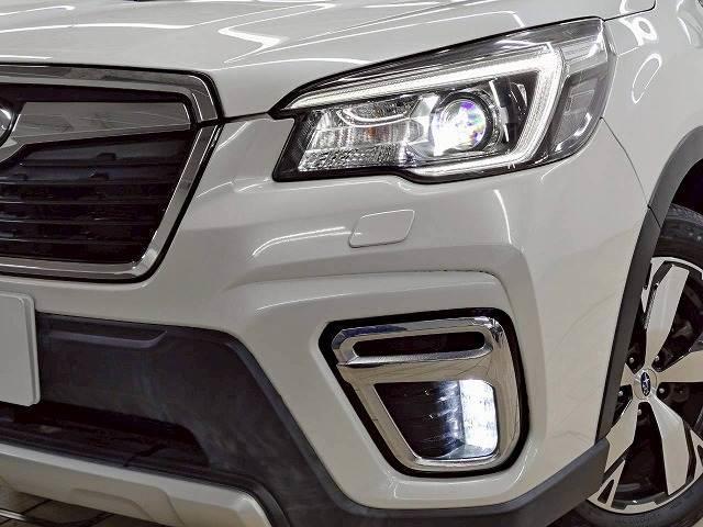 フォレスター Ａｄｖａｎｃｅ　禁煙車／バックカメラ／ブラインドスポット／ＥＴＣ／サイドカメラ／シートヒーター／レーダークルーズ／ステアリングヒーター／衝突軽減／パワーシート／サイドカメラ／シートメモリー（12枚目）