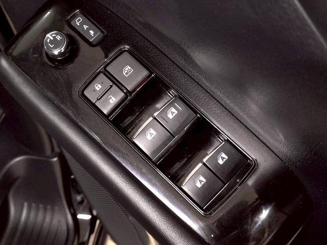 ヴェルファイア Ｚ　Ｇエディション　禁煙車／メーカーナビ／１２インチフリップダウン／レーダークルーズ／レザーシート／電動リアゲート／ＡＣ１００Ｖ／両側パワースライド／シートヒーター＆シートクーラー／トヨタセーフティセンス（31枚目）