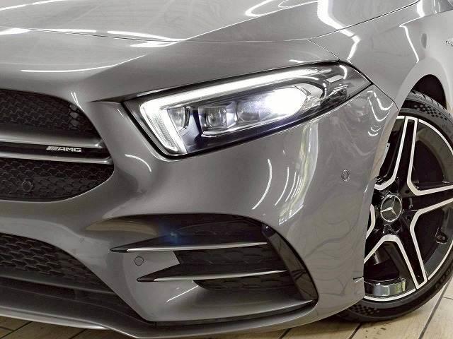 Ａクラスセダン Ａ　３５　４ＭＡＴＩＣ　パボラマ／レザーＥＸＰ／アドバンスドＰＫＧ／全周囲／置く充電／ブラインドスポット／シートヒーター／ヘッドアップディスプレイ／パワーシート／オートハイビーム／メルセデスミーコネクト（12枚目）