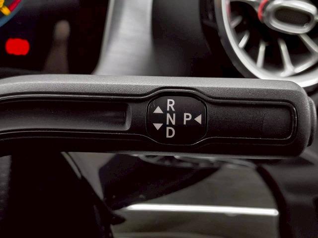Ａクラスセダン Ａ　３５　４ＭＡＴＩＣ　パボラマ／レザーＥＸＰ／アドバンスドＰＫＧ／全周囲／置く充電／ブラインドスポット／シートヒーター／ヘッドアップディスプレイ／パワーシート／オートハイビーム／メルセデスミーコネクト（32枚目）