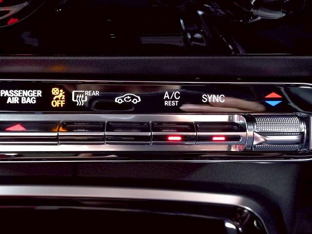 Ａクラスセダン Ａ　３５　４ＭＡＴＩＣ　パボラマ／レザーＥＸＰ／アドバンスドＰＫＧ／全周囲／置く充電／ブラインドスポット／シートヒーター／ヘッドアップディスプレイ／パワーシート／オートハイビーム／メルセデスミーコネクト（47枚目）