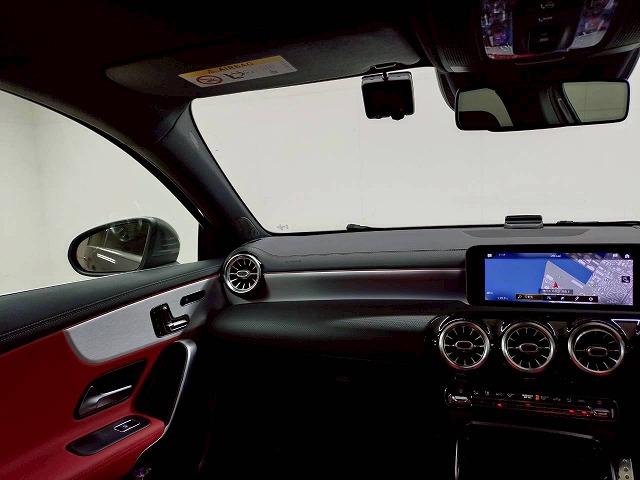 Ａクラスセダン Ａ　３５　４ＭＡＴＩＣ　パボラマ／レザーＥＸＰ／アドバンスドＰＫＧ／全周囲／置く充電／ブラインドスポット／シートヒーター／ヘッドアップディスプレイ／パワーシート／オートハイビーム／メルセデスミーコネクト（48枚目）