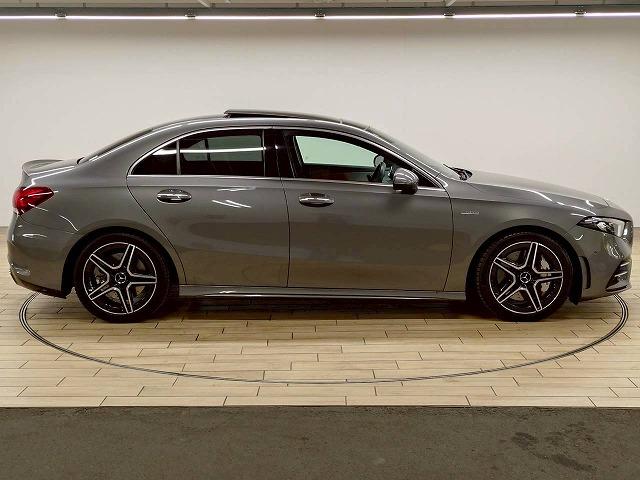 Ａクラスセダン Ａ　３５　４ＭＡＴＩＣ　パボラマ／レザーＥＸＰ／アドバンスドＰＫＧ／全周囲／置く充電／ブラインドスポット／シートヒーター／ヘッドアップディスプレイ／パワーシート／オートハイビーム／メルセデスミーコネクト（76枚目）