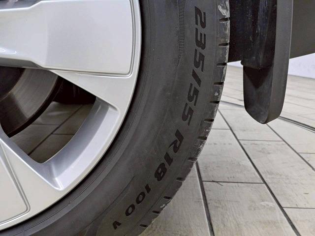 ＸＣ４０ Ｔ４　モメンタム　１オナ／全周囲／レーダークルーズ／ＥＴＣ／ＡＰＰカープレイ／ブラインドスポット／パワーシート／フルセグ／白レザー／シートメモリー／ブレーキホールド／シートヒーター／ステアリングスイッチ（58枚目）