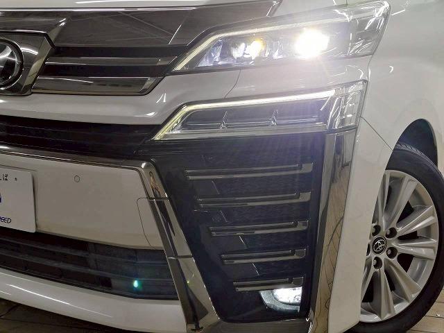 ヴェルファイア Ｚ“Ａ　エディション”　禁煙車／サンルーフ／フリップダウン／ＥＴＣ／両側パワースライド／レーダークルーズ／Ｗエアコン／衝突軽減／レーンキープ／オートハイビーム／Ｗエアコン／デジタルミラー／オートライト（61枚目）