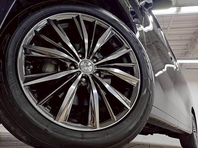 アルファードハイブリッド Ｘ　禁煙車／アルパイン／バックカメラ／レーダークルーズ／両側パワースライド／１オーナー／フリップダウン／オートハイビーム／レーダークルーズ／Ｗエアコン／ＡＣ１００Ｖ／ＣＤ・ＤＶＤ再生（12枚目）