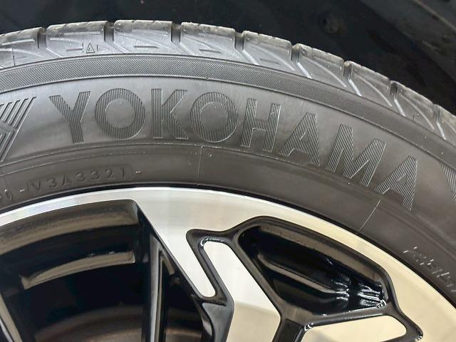TOYOTA RAV4 PHV BLACK TONE